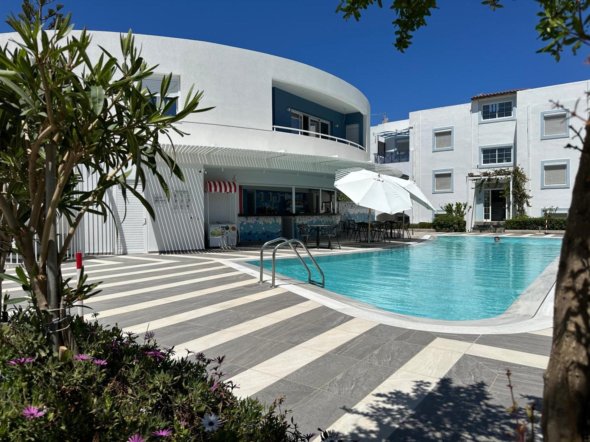 Evdokia Suites Гувес Екстериор снимка