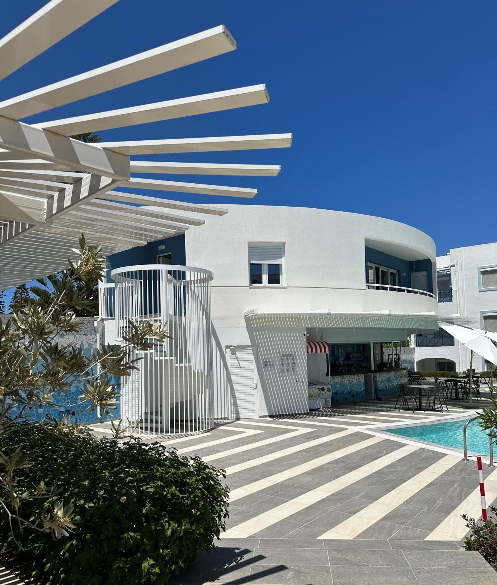 Evdokia Suites Гувес Екстериор снимка
