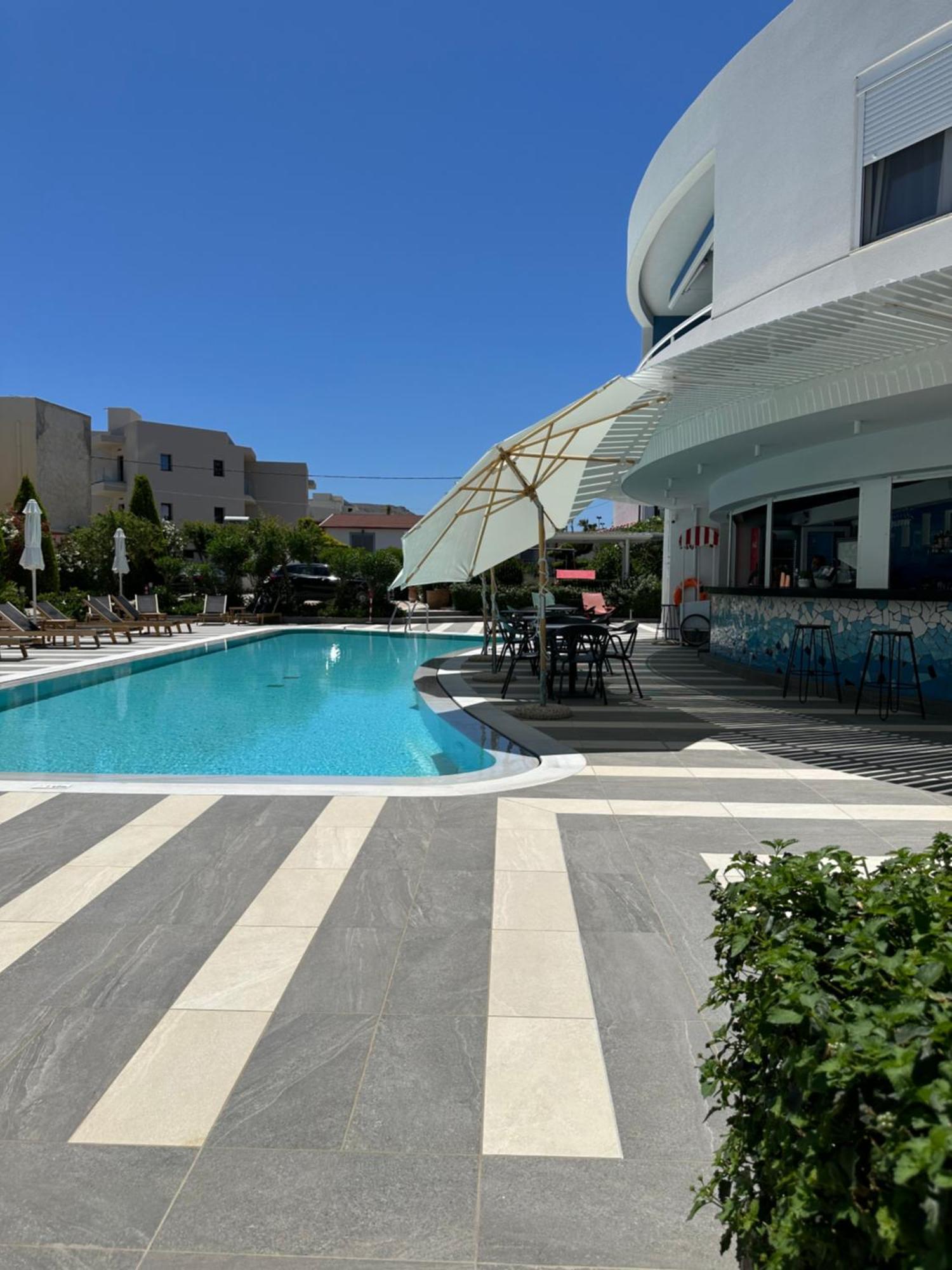 Evdokia Suites Гувес Екстериор снимка