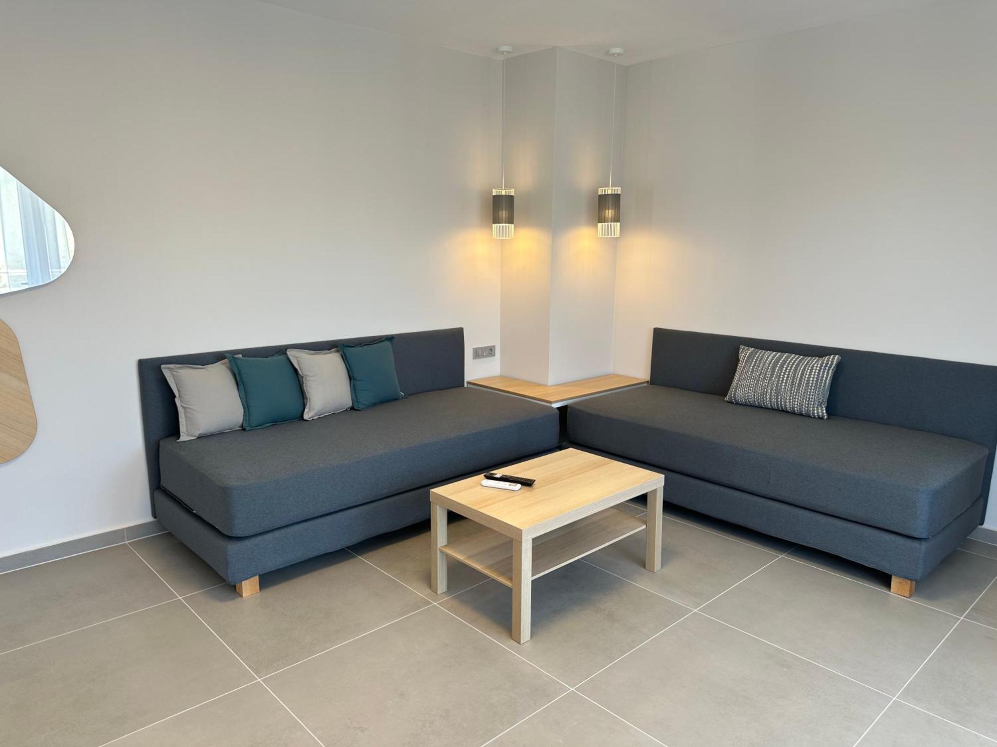 Evdokia Suites Гувес Екстериор снимка