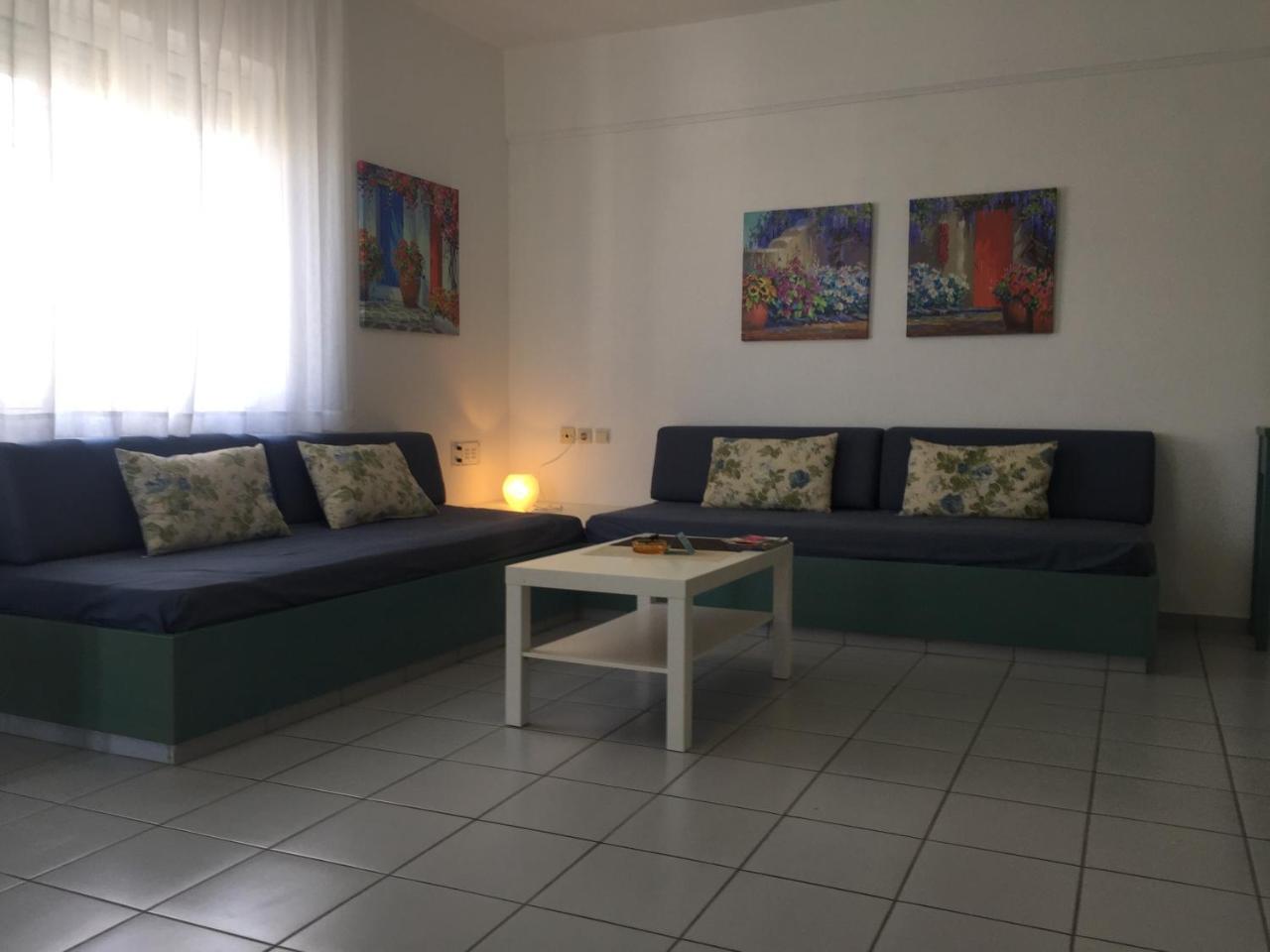 Evdokia Suites Гувес Екстериор снимка
