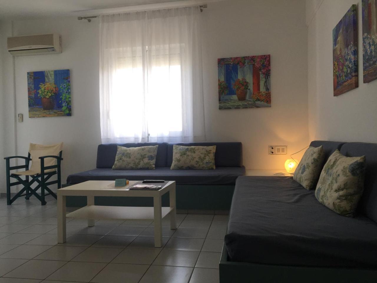 Evdokia Suites Гувес Екстериор снимка