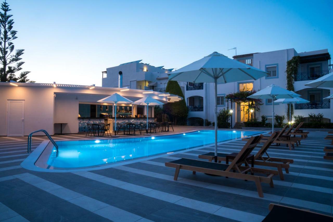 Evdokia Suites Гувес Екстериор снимка