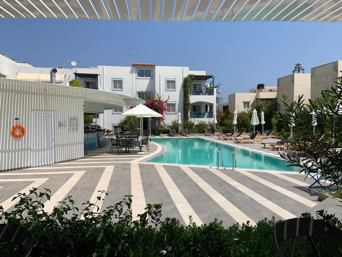 Evdokia Suites Гувес Екстериор снимка