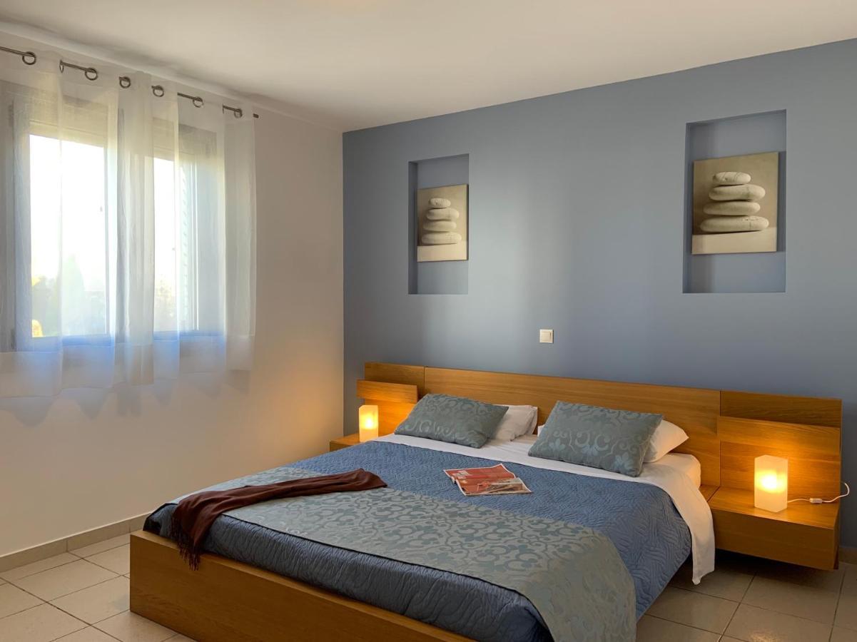 Evdokia Suites Гувес Екстериор снимка